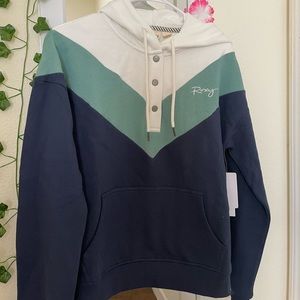 Roxy Women's Bolsa Chevron 1/4 Snap
Pullover Hoodie. Size S